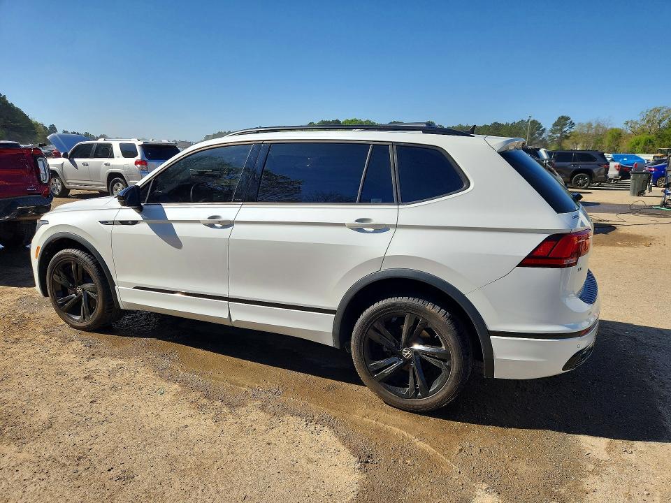 46656206 :رقم المزاد ، 3VVCB7AX8PM044168 vin ، 2023 Volkswagen Tiguan مزاد بيع