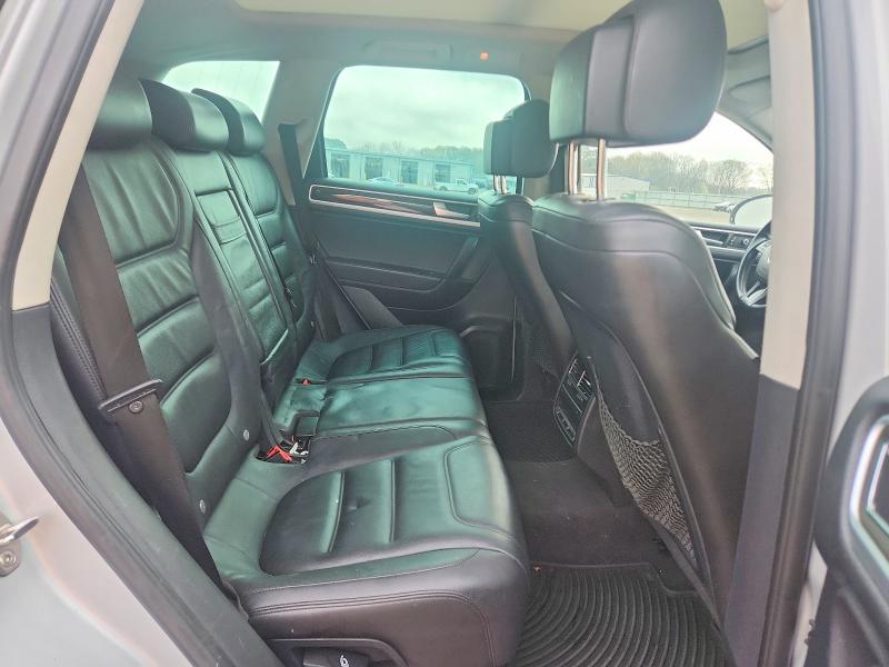 41603486 :رقم المزاد ، WVGEF9BPXED009187 vin ، 2014 Volkswagen Touareg مزاد بيع