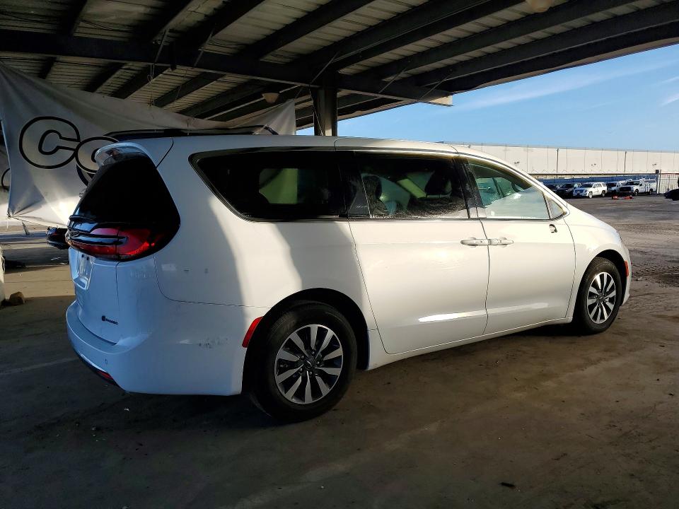 79965415 :رقم المزاد ، 2C4RC1L78PR588565 vin ، 2023 Chrysler Pacifica مزاد بيع