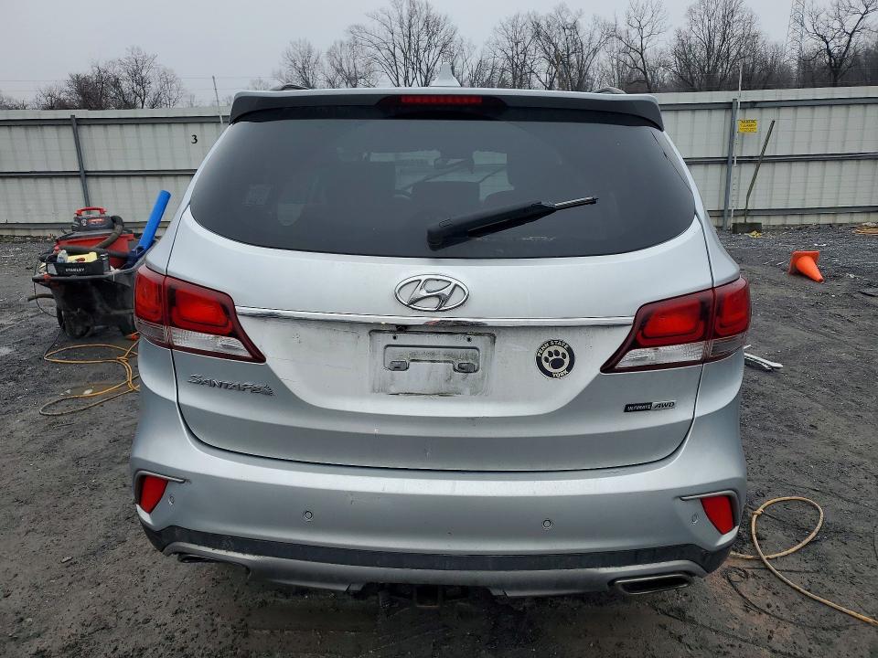 2017 Hyundai Santa Fe მანქანა იყიდება აუქციონზე, vin: KM8SRDHF0HU248893, აუქციონის ნომერი: 41930666