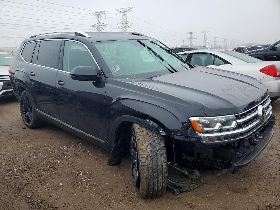 2018 Volkswagen Atlas მანქანა იყიდება აუქციონზე, vin: 1V2NR2CA9JC570220, აუქციონის ნომერი: 79888275