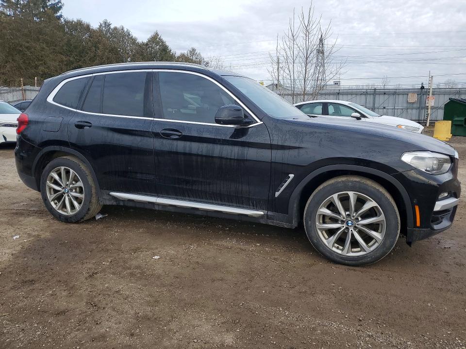 47058236 :رقم المزاد ، 5UXTR9C55JLD90013 vin ، 2018 Bmw X3 مزاد بيع