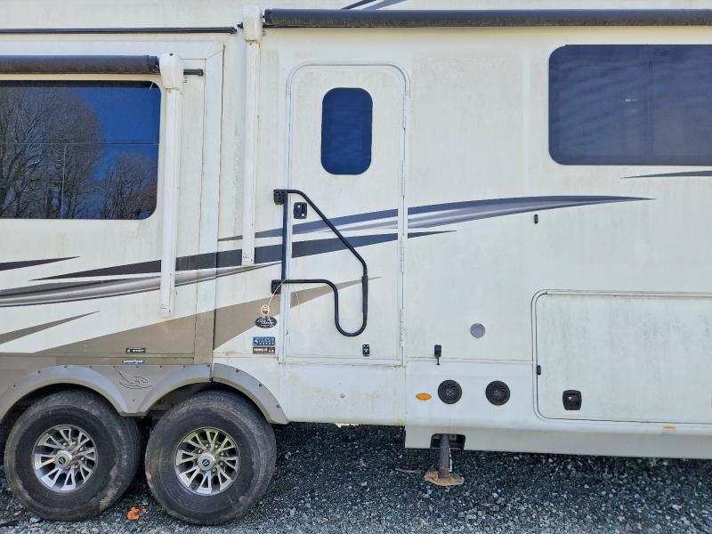 45669306 :رقم المزاد ، 1UJCJ0BV1L1LL0523 vin ، 2020 Jayco North Poin مزاد بيع