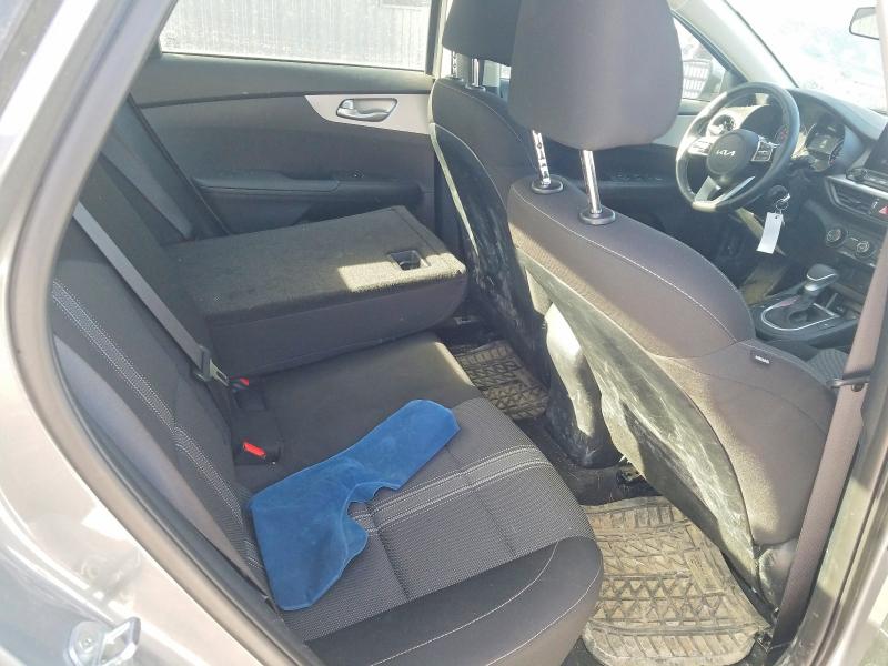 46272336 :رقم المزاد ، 3KPF24AD9RE767878 vin ، 2024 Kia Forte مزاد بيع
