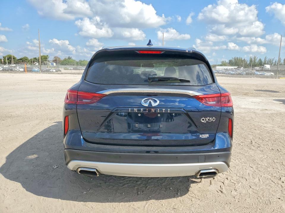 47549046 :رقم المزاد ، 3PCAJ5M15LF105219 vin ، 2020 Infiniti Qx50 مزاد بيع