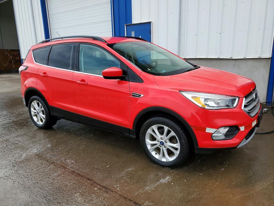 41737616 :رقم المزاد ، 1FMCU9GD8JUC71490 vin ، 2018 Ford Escape مزاد بيع