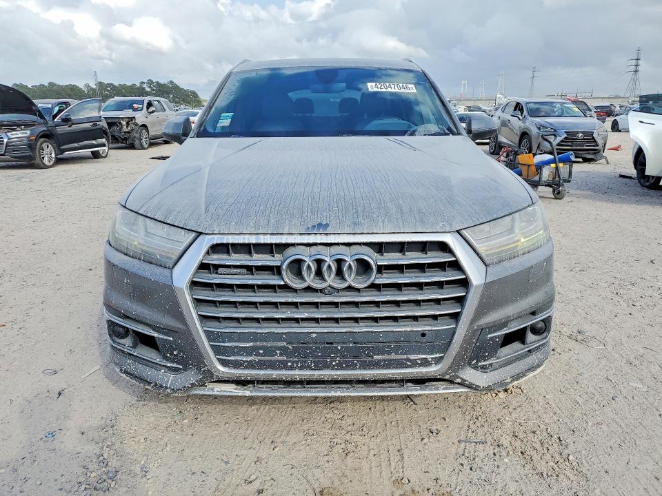 42047046 :رقم المزاد ، WA1VABF72JD009581 vin ، 2018 Audi Q7 مزاد بيع