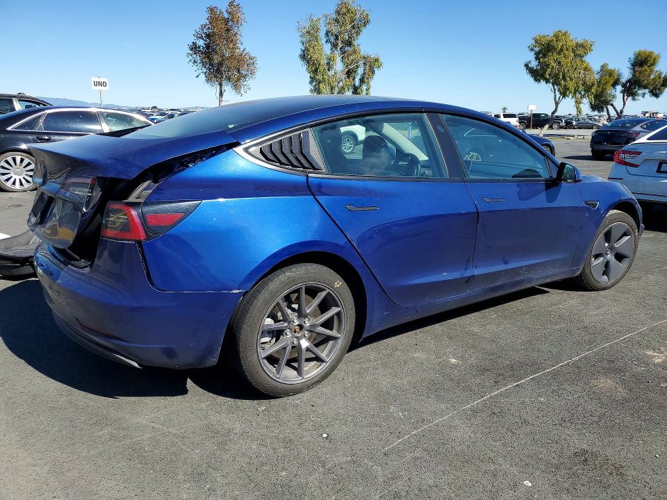 Продажа на аукционе авто 2023 Tesla Model 3, vin: 5YJ3E1EA6PF460376, номер лота: 79980685