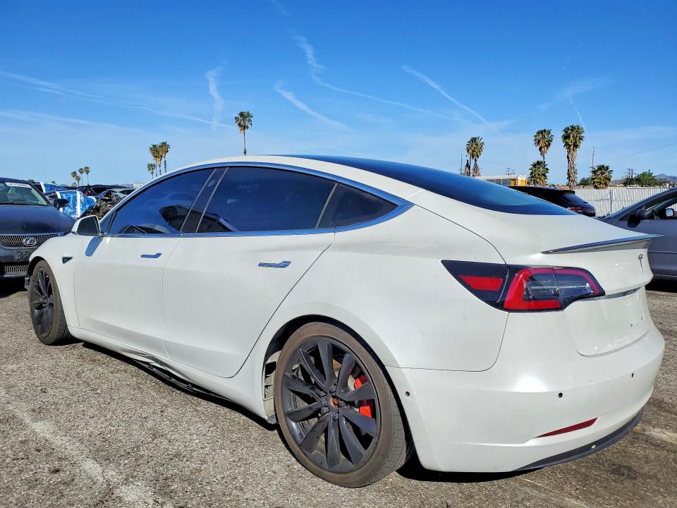 Продажа на аукционе авто 2018 Tesla Model 3, vin: 5YJ3E1EB6JF148428, номер лота: 79509405