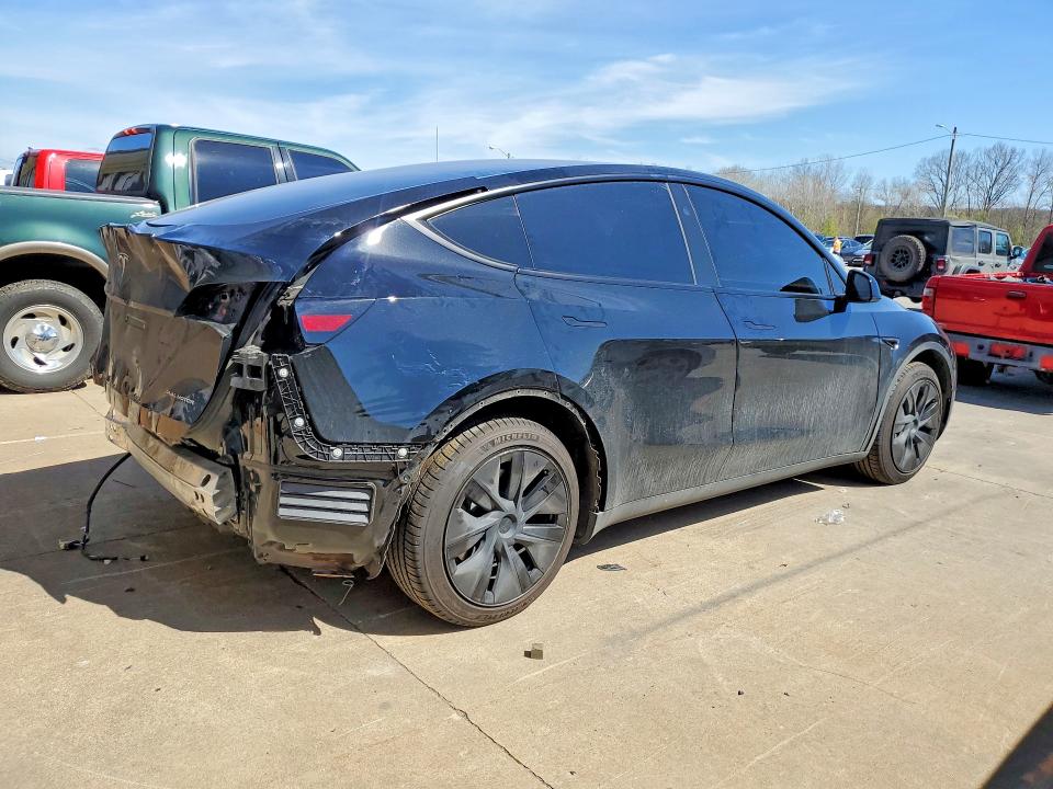 2025 Tesla Model Y მანქანა იყიდება აუქციონზე, vin: 7SAYGAEEXSF293065, აუქციონის ნომერი: 47330826