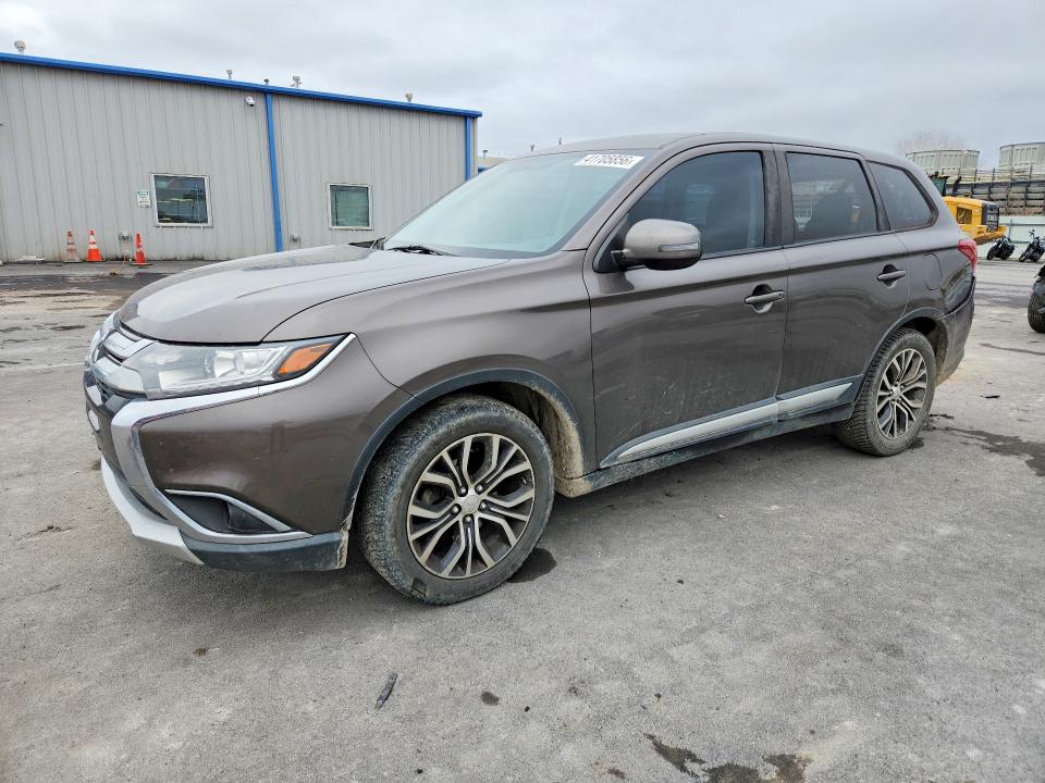 41705856 :رقم المزاد ، JA4AD3A38HZ033641 vin ، 2017 Mitsubishi Outlander مزاد بيع