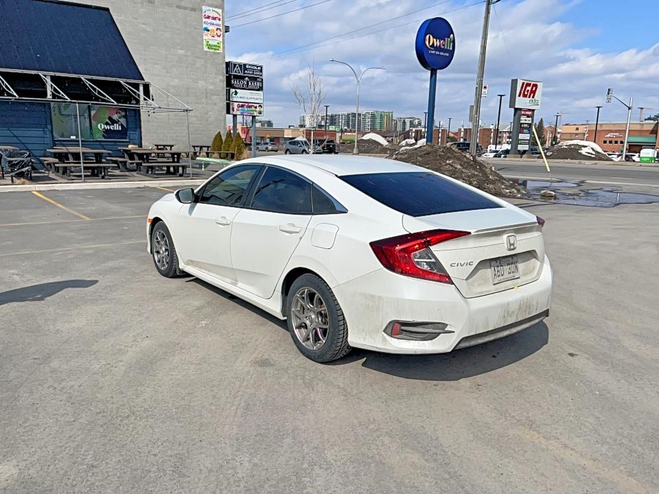 Продаж на аукціоні авто 2017 Honda Civic, vin: 2HGFC2F50HH029782, номер лоту: 48209326