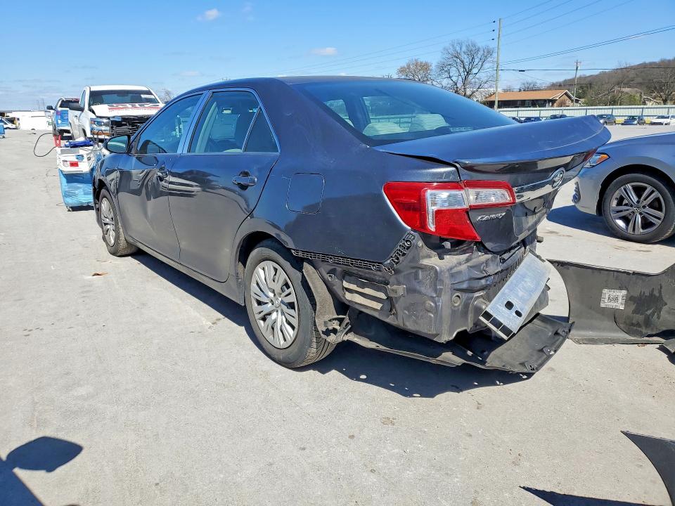 46229706 :رقم المزاد ، 4T1BF1FK3EU854613 vin ، 2014 Toyota Camry مزاد بيع
