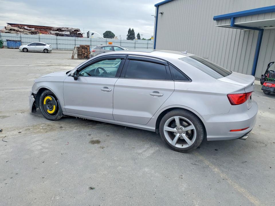 Продажа на аукционе авто 2015 Audi A3, vin: WAUBFGFF9F1012210, номер лота: 48316726