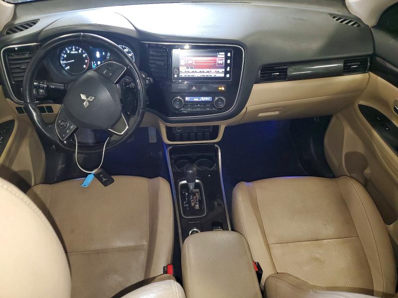 Продажа на аукционе авто 2017 Mitsubishi Outlander, vin: JA4AZ3A32HZ064336, номер лота: 45741156