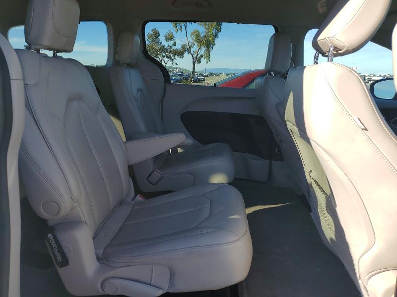 79669015 :رقم المزاد ، 2C4RC1DG2MR570332 vin ، 2021 Chrysler Voyager مزاد بيع