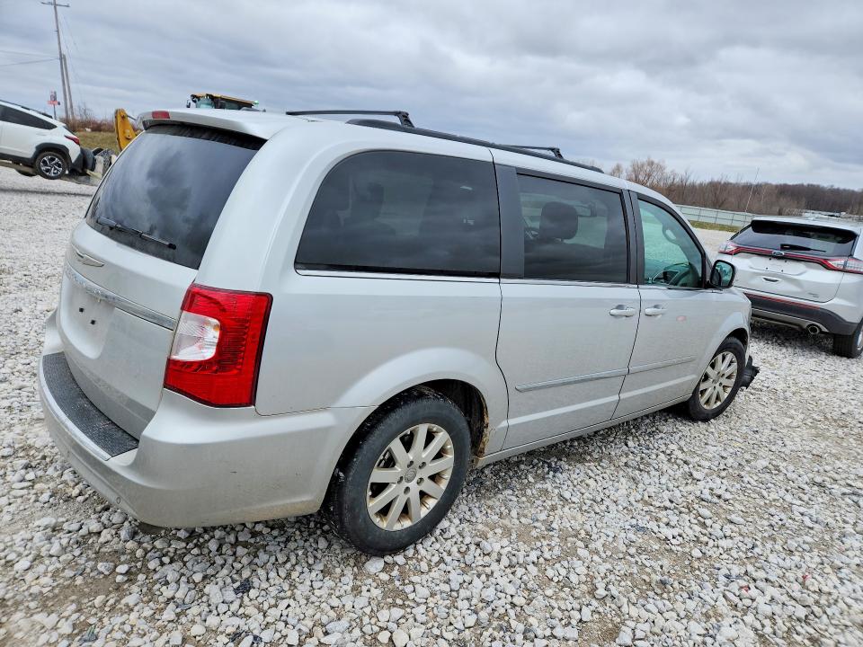 47063226 :رقم المزاد ، 2A4RR8DGXBR611448 vin ، 2011 Chrysler Town & Country مزاد بيع
