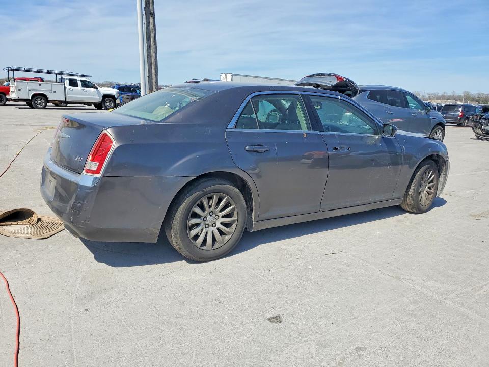 46531506 :رقم المزاد ، 2C3CCAAG8EH372960 vin ، 2014 Chrysler 300 مزاد بيع