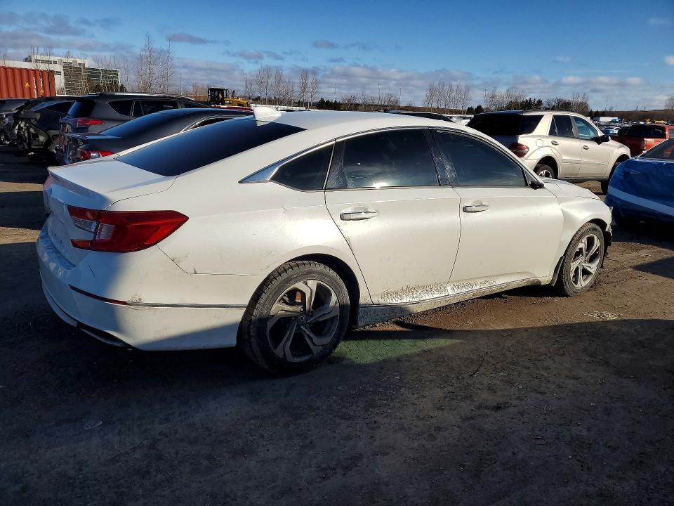 41919506 :رقم المزاد ، 1HGCV1F53JA811912 vin ، 2018 Honda Accord مزاد بيع