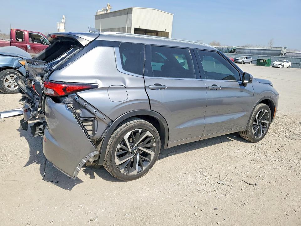Продаж на аукціоні авто 2022 Mitsubishi Outlander, vin: JA4J4VA84NZ074805, номер лоту: 47016736