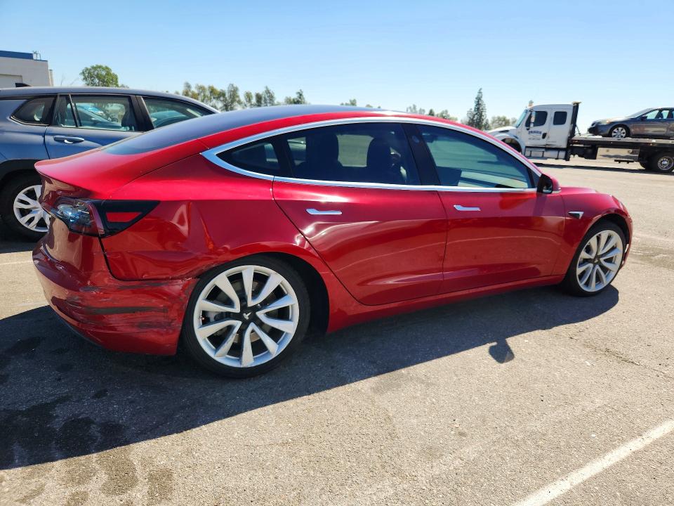 2018 Tesla Model 3 მანქანა იყიდება აუქციონზე, vin: 5YJ3E1EA1JF039026, აუქციონის ნომერი: 47124866
