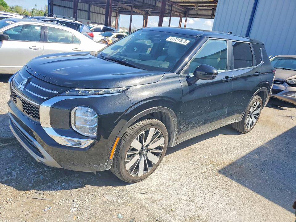 41721556 :رقم المزاد ، JA4J3VA88SZ052014 vin ، 2025 Mitsubishi Outlander مزاد بيع