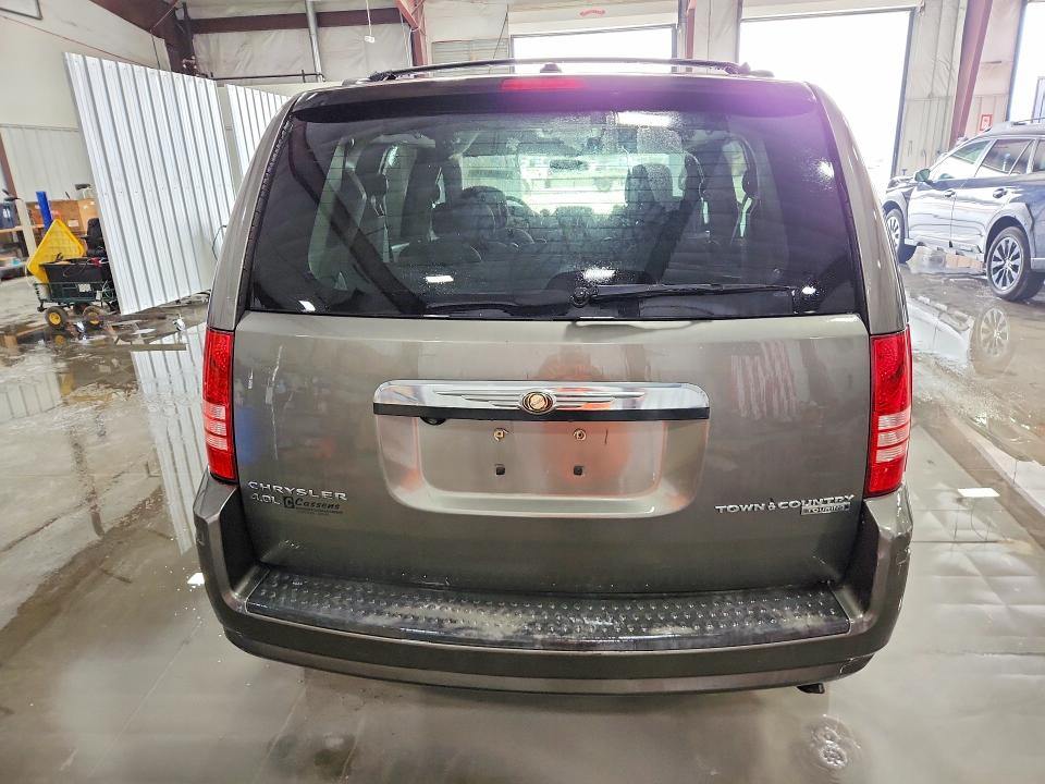 2010 Chrysler Town & Country მანქანა იყიდება აუქციონზე, vin: 2A4RR5DX7AR400480, აუქციონის ნომერი: 41900216