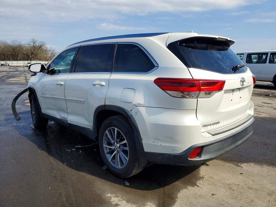2019 Toyota Highlander მანქანა იყიდება აუქციონზე, vin: 5TDKZRFH8KS312079, აუქციონის ნომერი: 41879626