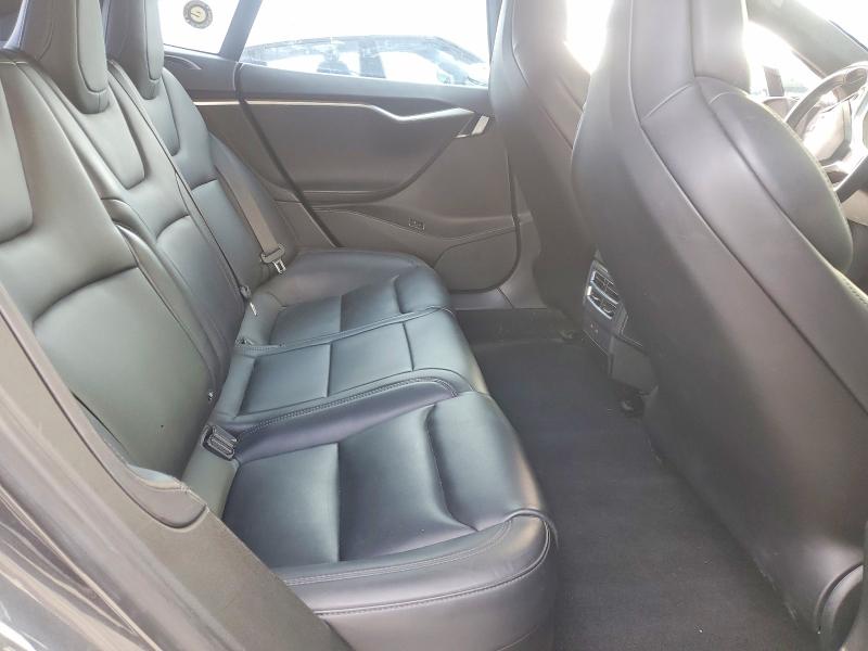 41916776 :رقم المزاد ، 5YJSA1E26HF219371 vin ، 2017 Tesla Model S مزاد بيع