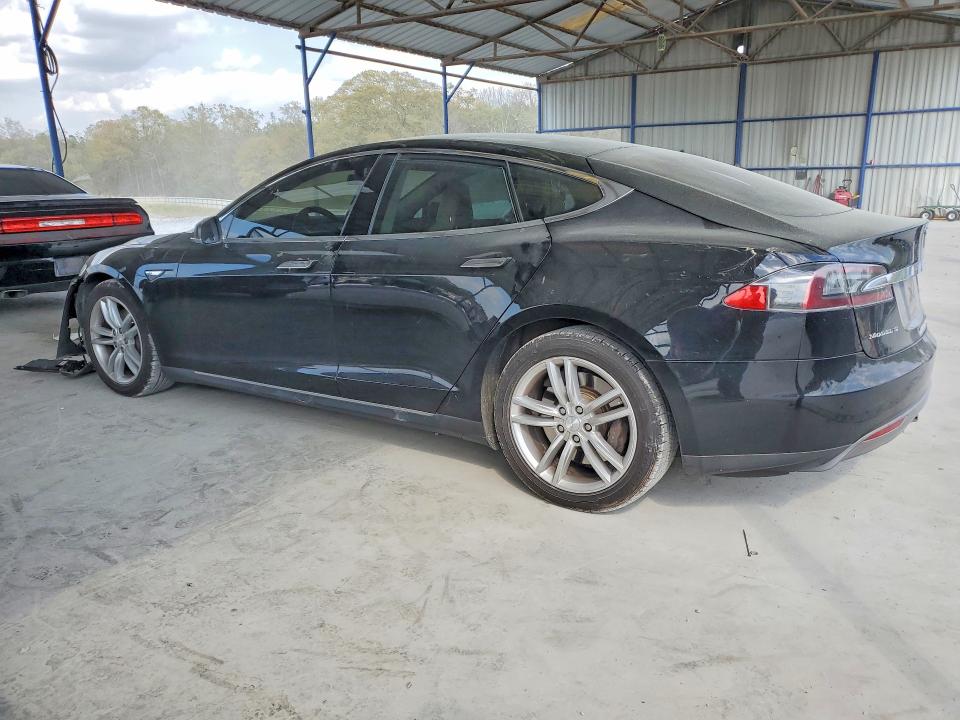 2013 Tesla Model S მანქანა იყიდება აუქციონზე, vin: 5YJSA1AG8DFP07619, აუქციონის ნომერი: 47954366