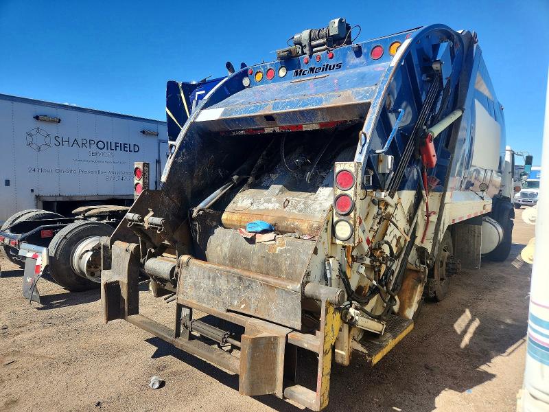 79132165 :رقم المزاد ، 5VCDC6JF09H208072 vin ، 2009 Autocar Llc Xpeditor مزاد بيع