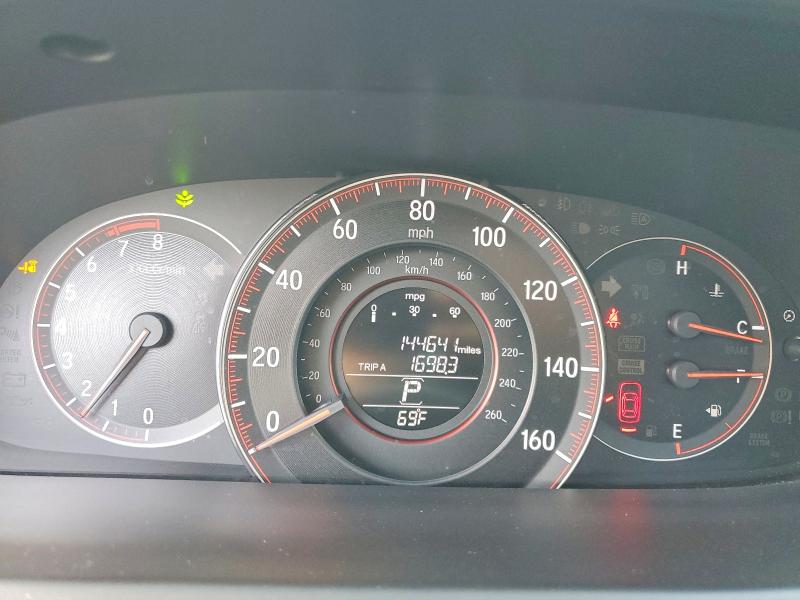 48086676 :رقم المزاد ، 1HGCT1B73HA009450 vin ، 2017 Honda Accord مزاد بيع