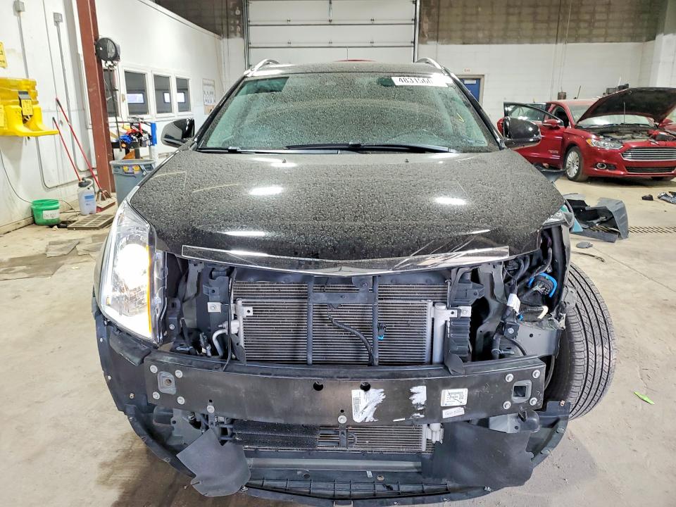 48315606 :رقم المزاد ، 3GYFNGE36FS641091 vin ، 2015 Cadillac Srx مزاد بيع