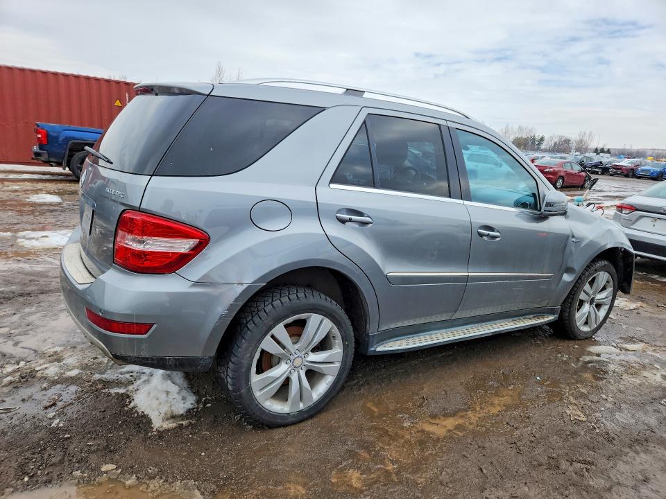 2011 Mercedes-benz Ml მანქანა იყიდება აუქციონზე, vin: 4JGBB2FB4BA665497, აუქციონის ნომერი: 76699735