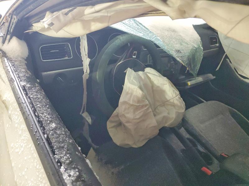 Продаж на аукціоні авто 2018 Volkswagen Jetta, vin: 3VW2B7AJ3JM233742, номер лоту: 46008316