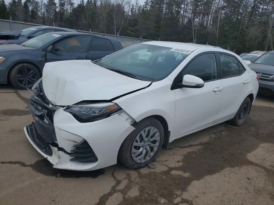 45636976 :رقم المزاد ، 2T1BURHE8JC982837 vin ، 2018 Toyota Corolla مزاد بيع