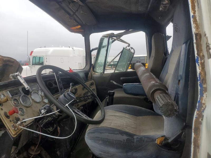 78631125 :رقم المزاد ، 1FDYS95W5RVA33375 vin ، 1994 Ford La9000 مزاد بيع