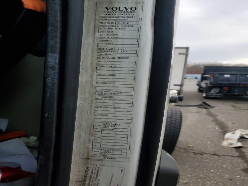 45651186 :رقم المزاد ، 4V4W19EGXNN285547 vin ، 2022 Volvo Vnr مزاد بيع