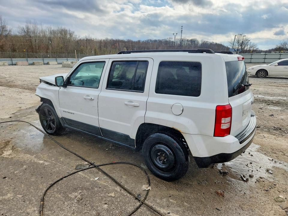 41930516 :رقم المزاد ، 1J4NT1GB6BD241576 vin ، 2011 Jeep Patriot مزاد بيع