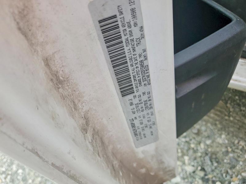 47009346 :رقم المزاد ، 3C6TRVDG5FE500508 vin ، 2015 Ram Promaster 2500 مزاد بيع