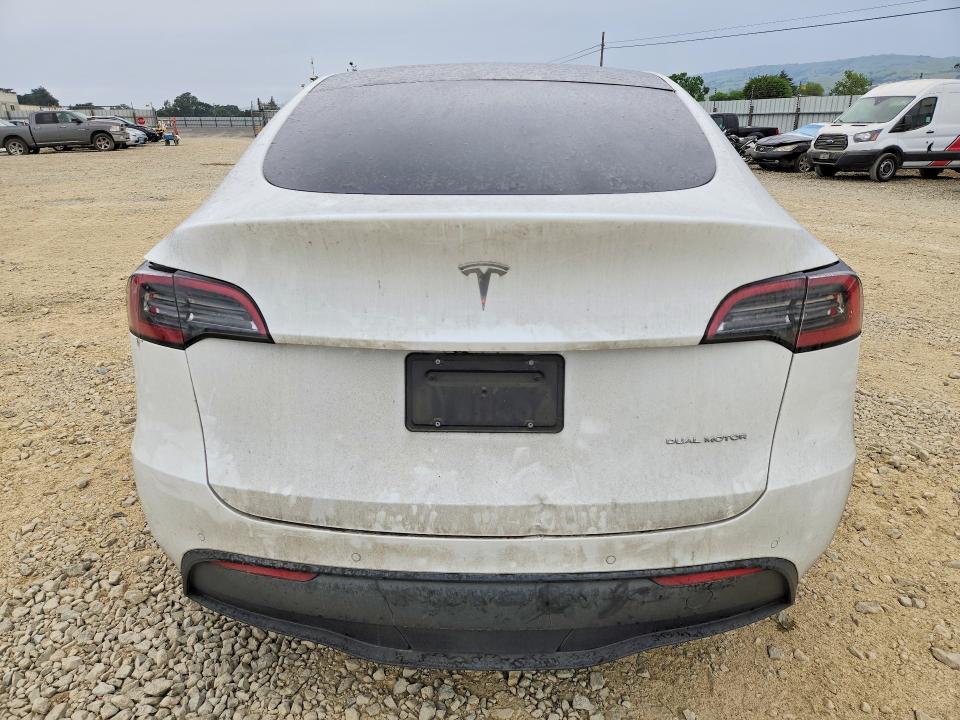 2021 Tesla Model Y მანქანა იყიდება აუქციონზე, vin: 5YJYGAEE7MF300702, აუქციონის ნომერი: 48174136