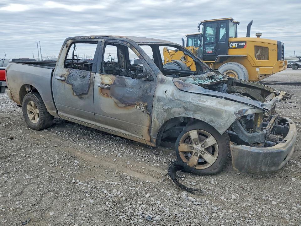 47623126 :رقم المزاد ، 3C6RR7LT7LG157074 vin ، 2020 Ram 1500 Classic مزاد بيع