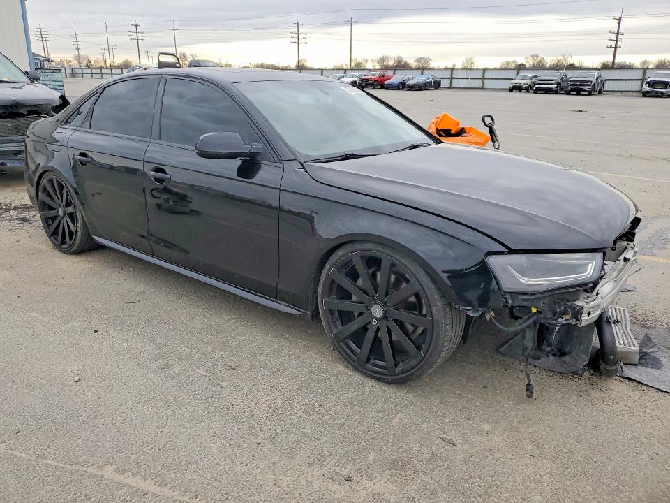 Продажа на аукционе авто 2016 Audi A4, vin: WAUBFAFL6GN010931, номер лота: 46188286