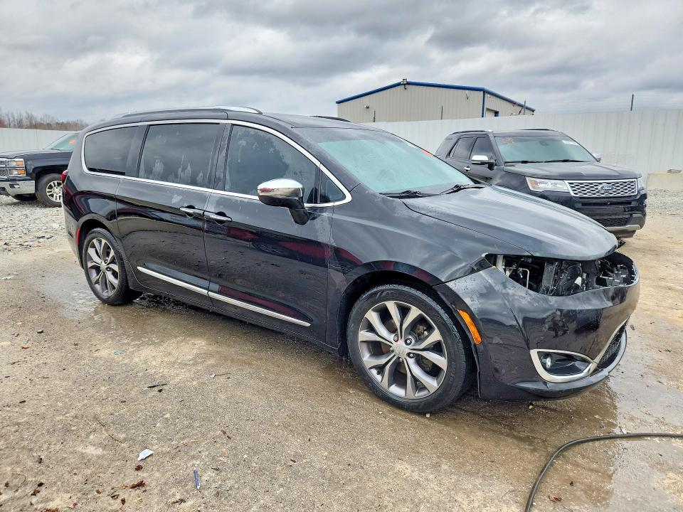Продажа на аукционе авто 2017 Chrysler Pacifica, vin: 2C4RC1GG4HR683653, номер лота: 79994385