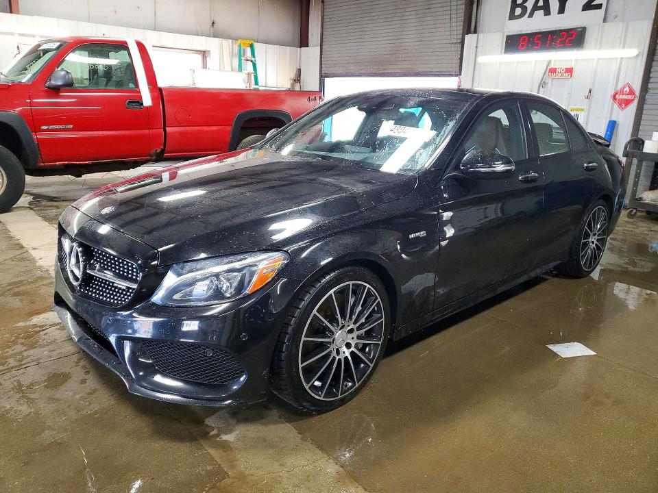 48042126 :رقم المزاد ، 55SWF6EB8HU201310 vin ، 2017 Mercedes-benz C مزاد بيع