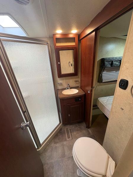 Продажа на аукционе авто 2016 Foresriver Flagstaff Lite Weight Trailers, vin: 4X4FFLD29G1868986, номер лота: 46699056