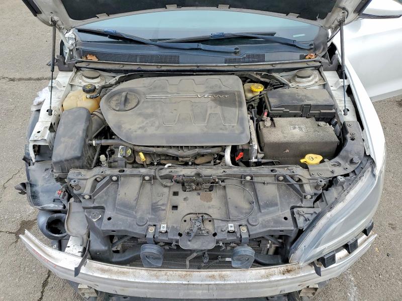 2015 Chrysler 200 მანქანა იყიდება აუქციონზე, vin: 1C3CCCCG0FN731218, აუქციონის ნომერი: 79488275