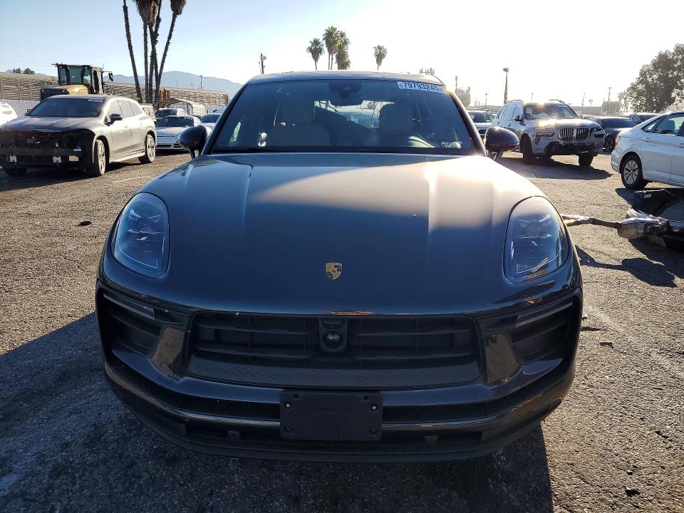 79793245 :رقم المزاد ، WP1AA2A58SLB10625 vin ، 2025 Porsche Macan مزاد بيع