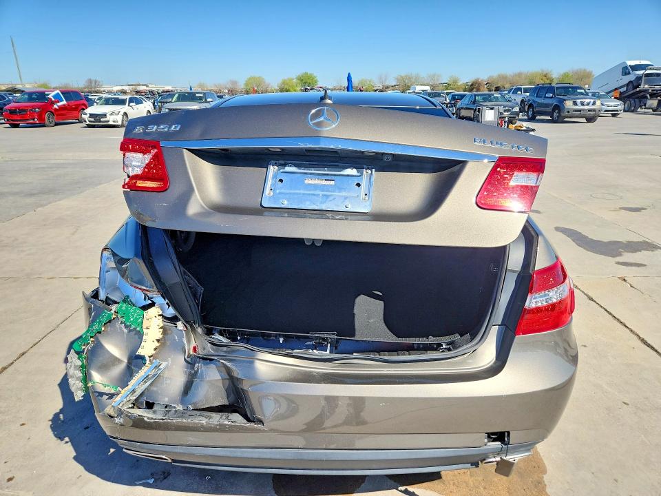46544846 :رقم المزاد ، WDDHF2EB1BA445163 vin ، 2011 Mercedes-benz E مزاد بيع