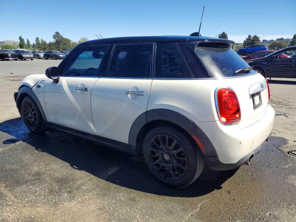 Продаж на аукціоні авто 2015 Mini Cooper, vin: WMWXS5C55FT827977, номер лоту: 47557056